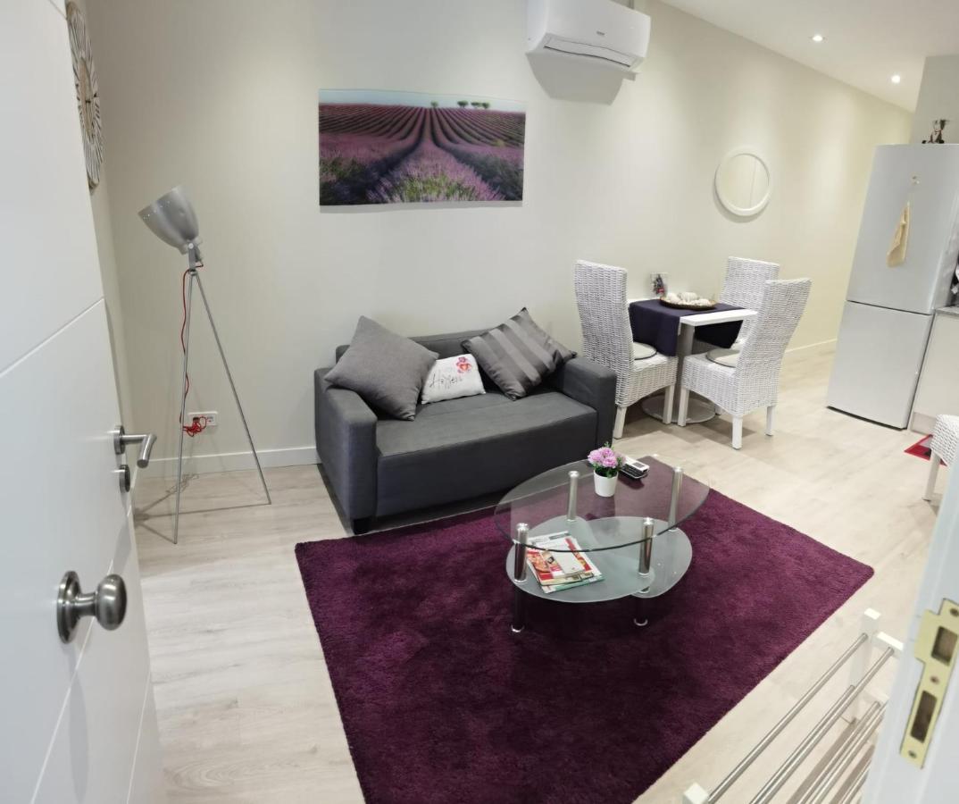 Barcelona, Apartamento de 2 habitaciones. L'Hospitalet de Llobregat Exterior foto