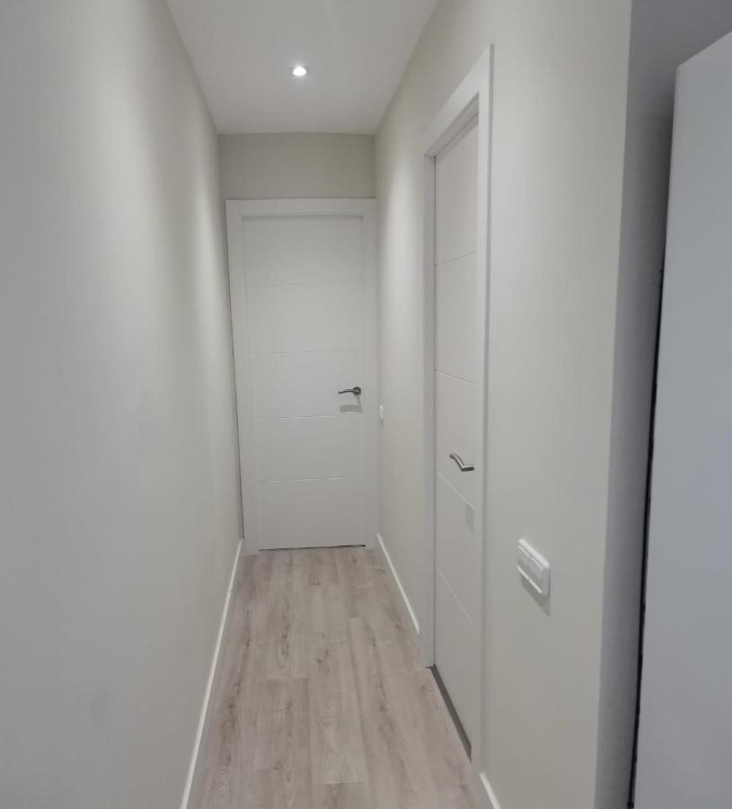 Barcelona, Apartamento de 2 habitaciones. L'Hospitalet de Llobregat Exterior foto