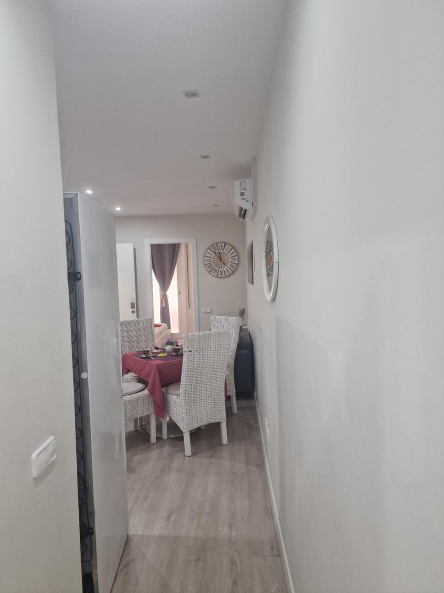 Barcelona, Apartamento de 2 habitaciones. L'Hospitalet de Llobregat Exterior foto